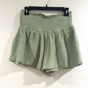 Boho high waisted Size L shorts